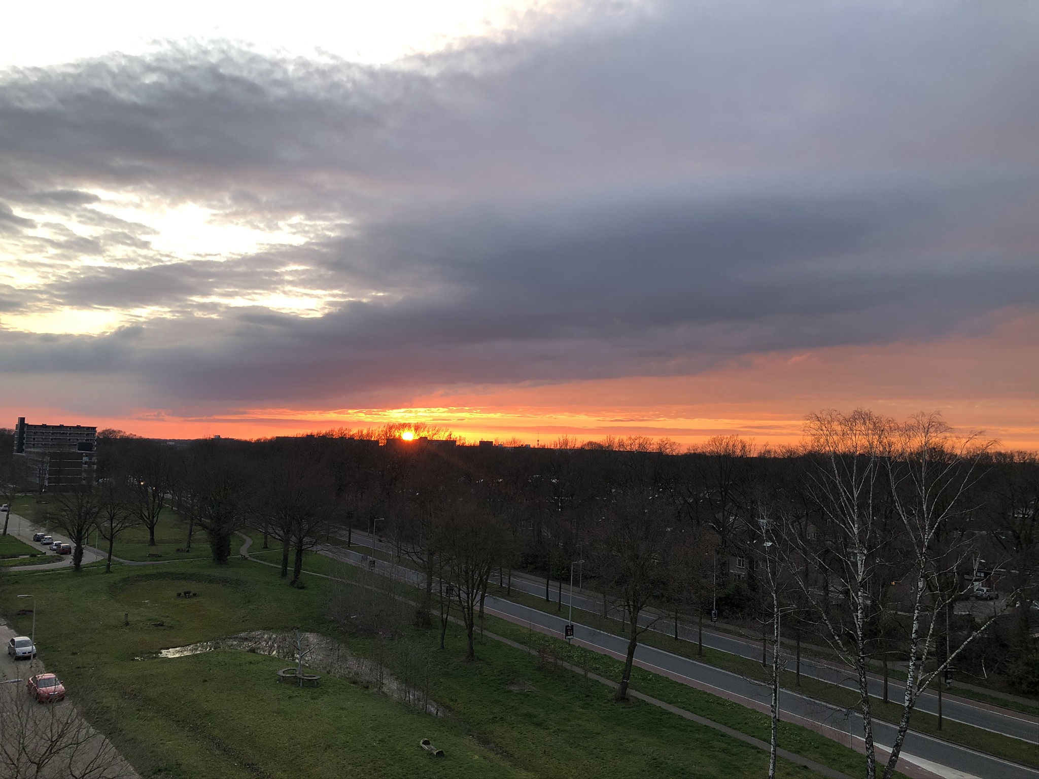 F6B109B8-C33F-4F1B-8FEA-C86464EC5C78